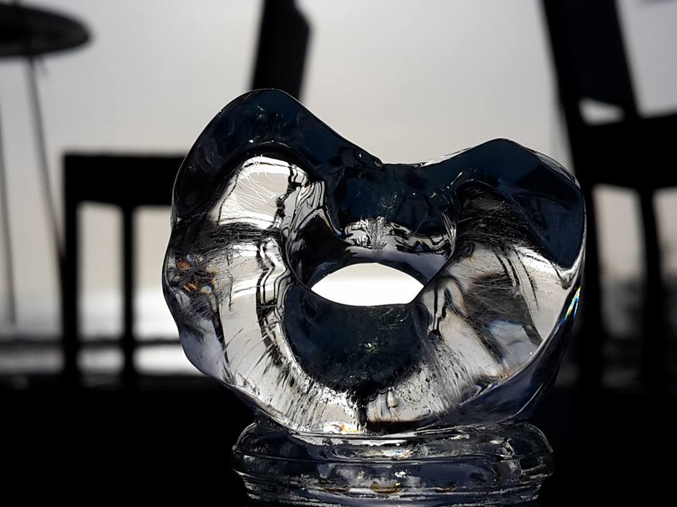 Backlit glass sculpture – the deeper layers of culture